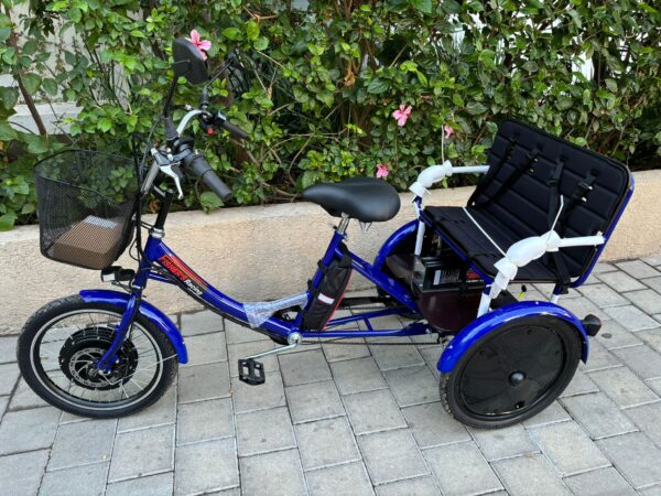 תלת אופן חשמלי משפחתי Fisher Family Blue 2026 עם ספסל